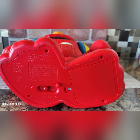 LET'S DANCE ELMO - Picture 5 of 5